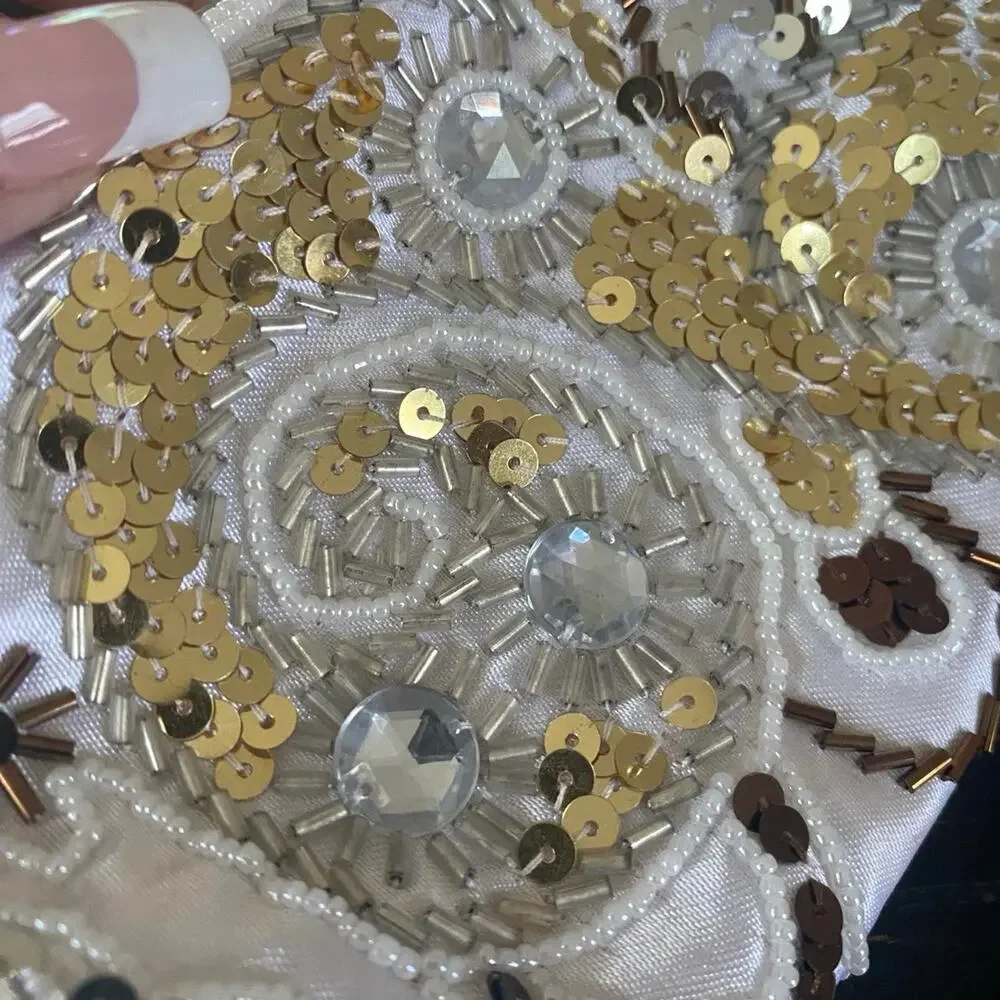 Vintage 90s apt 9 white clutch